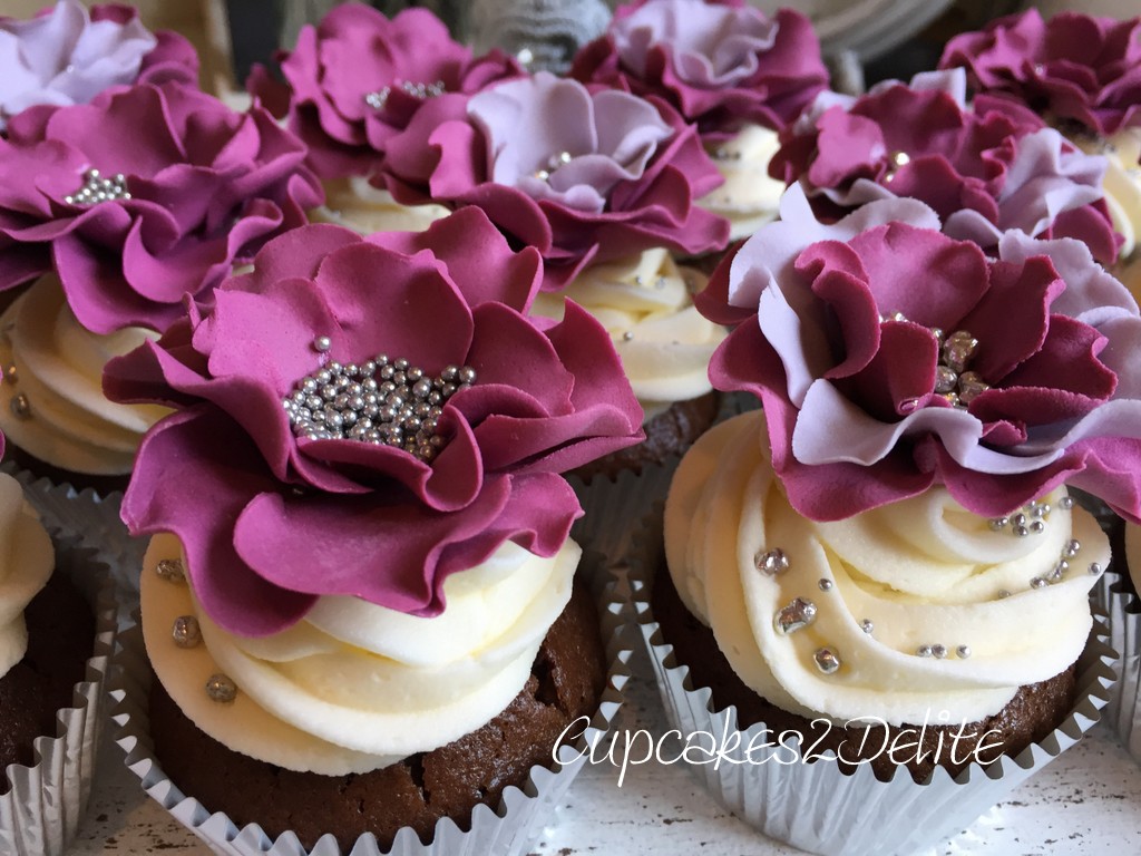 Sangria & Grey Flower & Heart Wedding Cupcakes